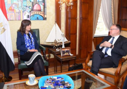 مكرم: شركات متخصصة في الطاقة الخضراء تشارك في “مصر تستطيع بالصناعة”