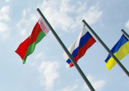 وفد روسي يصل إلى بيلاروسيا لإجراء محادثات مع أوكرانيا