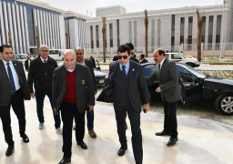 وزير الرياضة يتفقد مقر الوزارة بـ”الإدارية”استعدادا لاستقبال الموظفين