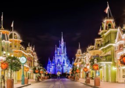 ديزني الأمريكية وسوني اليابانية تعلقان طرح أفلامهما في السينما بروسيا