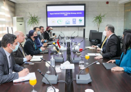 وزيرة البيئة تناقش مع المدير التنفيذي لصندوق المناخ الأخضر تعزيز التعاون الثنائي في تنفيذ مشروعات المناخ