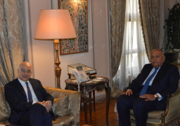 وزير الخارجية يستقبل نظيره اليوناني