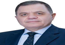 وزير الداخلية يهنئ القائد العام للقوات المسلحة بـ«يوم الشهيد»