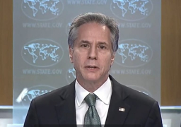 بليكن يتهم روسيا بارتكاب “جرائم حرب” في أوكرانيا