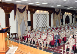 وزير الدفاع يتفقد عددا من الأنشطة التدريبية ويلتقى مقاتلي الجيش الثالث الميداني والمنطقة المركزية العسكرية