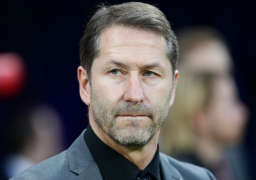 استقالة مدرب النمسا عقب الفشل في التأهل لكأس العالم