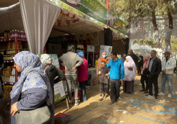 “الزراعة”: إقبال كبير من المواطنين على معرض “خير مزارعنا لاهالينا”