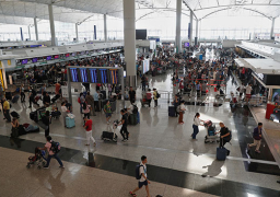 هونج كونج ترفع حظر الطيران المفروض على 9 دول وتخفف إجراءات كورونا