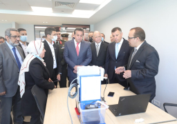 عبدالغفار والمتينى يفتتحان أول مركز للابتكار وريادة الأعمال