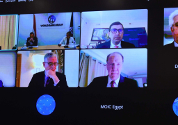“مدبولى” يناقش مع رئيس مجموعة البنك الدولي عدد من ملفات التعاون