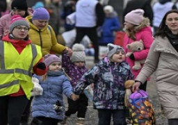 فرنسا تعتزم استقبال 2500 أوكراني لجأوا إلى مولدافيا