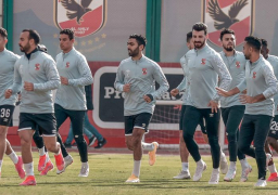 انتظام الشحات وحمدي فتحي في مران الأهلي