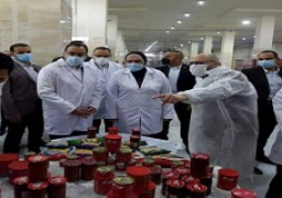 رئيس الوزراء يتابع جولته بالعاشر من رمضان ويتفقد مقر مجموعة شركات المصرية السويسرية