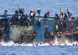 غرق أكثر من 90 مهاجراً في البحر المتوسط
