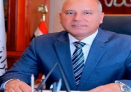 وزير النقل يصدر عددا من القرارات بشأن قيادات ميناءي دمياط والأسكندرية