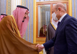 خادم الحرمين الشريفين يستقبل رئيس مجلس القيادة الرئاسي اليمني