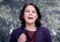 وزيرة الخارجية الألمانية تدعو نظرائها بدول الناتو لاجتماع مايو المقبل