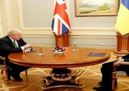 جونسون وزيلينسكي يبحثان هاتفيا أحدث المستجدات في مفاوضات السلام