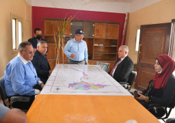 وزير الموارد المائية والرى يتفقد محطة الأبحاث التابعة للمركز القومى لبحوث المياه بوادى النطرون