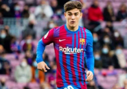 برشلونة ينهي آمال مانشستر وليفربول بعقد طويل الأجل لنجمه جافي