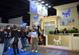 إقبال كبيرعلى الجناح المصري في معرض ميلانو السياحي الدولي بإيطاليا
