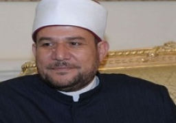 وزير الأوقاف : نثمن التزام المصلين في صلاة التراويح بالضوابط والاجراءات الاحترازية