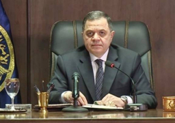 وزير الداخلية يهنئ وزير القوى العاملة بمناسبة الاحتفال بعيد العمال