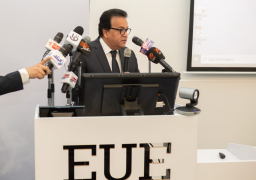 صور.. عبد الغفار يفتتح مؤتمر “آثار التغيرات المناخية على الاستدامة”