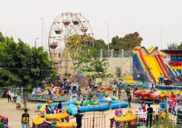 صور..توافد الزوار على حدائق الري بالقناطر وأسوان للاحتفال بعيد الفطر