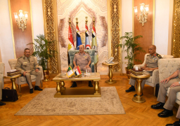 رئيس الأركان يبحث مع رئيس الوفد العسكري الجزائري آفاق التعاون المشترك