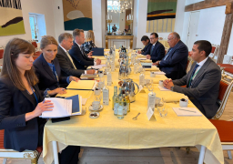 شكري ونظيره الدنماركي يبحثان كافة مجالات التعاون الثنائي