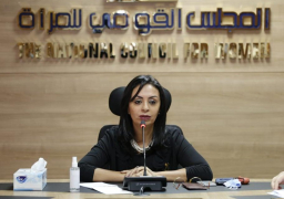 “القومي للمرأة” يقاضي عمرو واكد ويطالب تويتر بحذف حسابه