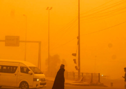 عاصفة ترابية جديدة في العراق وإغلاق المدارس والمطارات والإدارات