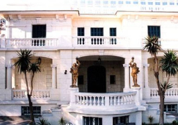 متحف أحمد شوقي يطلق معرضا تشكيليا جماعيا بمشاركة 40 فنانًا