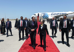 رئيسة الحكومة التونسية تستقبل رئيس الوزراء بمطار تونس