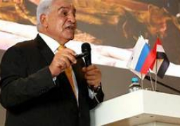 زاهي حواس يلقي محاضرة الاكتشافات الأثرية الأخيرة بالأقصر بمتحف هيوستن