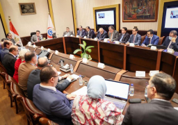 عبدالغفار يوجه بعقد لقاءات مع النواب لطرح الأفكار والعمل على تنفيذها