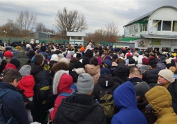 بولندا تعلن ارتفاع عدد اللاجئين الفارين من أوكرانيا إلى 3.53 مليون شخص