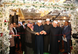 صور.. فضيلة المفتي يفتتح معرض “الشهيد” لنبذ العنف والتطرف