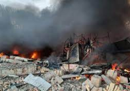 مقتل وإصابة 5 أشخاص في هجوم صاروخي روسي بالعاصمة الأوكرانية