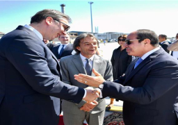 الرئيس السيسي يصل الى مقر جامعة بلجراد