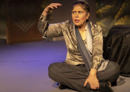 “فريدة”.. مونودراما مصرية تبهر جمهور المملكة الاردنية