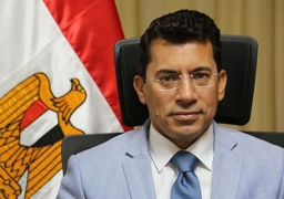 صبحي: القيادة السياسية تولي اهتماما بالقطاع الصناعي