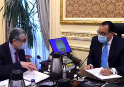 رئيس الوزراء يتابع موقف تنفيذ عدد من المشروعات في قطاع الكهرباء
