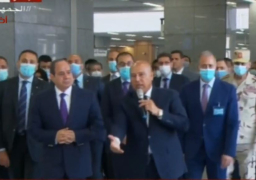 الوزير: القطار الكهربائى يشمل 19 محطة ويستقبل مليون راكب يوميا