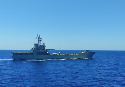 صور..القوات البحرية المصرية واليونانية تنفذان تدريباً يحرياً عابراً