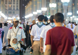 2274 متطوعًا في ساحات المسجد النبوي لخدمة ضيوف الرحمن