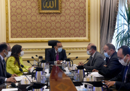 مدبولى يلتقي محمد فريد رئيس مجلس إدارة الهيئة العامة للرقابة المالية