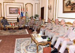 وزير الدفاع يلتقي نظيره بجمهورية بوركينا فاسو