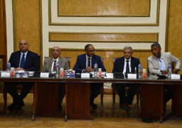 الإسكان : اجتماع موسع لمسئولى قطاع المرافق لمتابعة موقف تنفيذ مشروعات المياه والصرف بمبادرة “حياة كريمة”